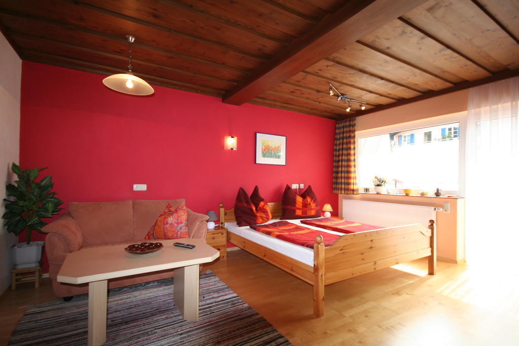 Eva Gutjahr Ferienwohnung Sankt Gilgen Room photo